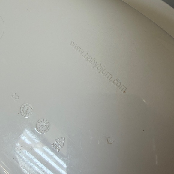 BabyBjörn White Toddler Potty - Picture 4 of 5